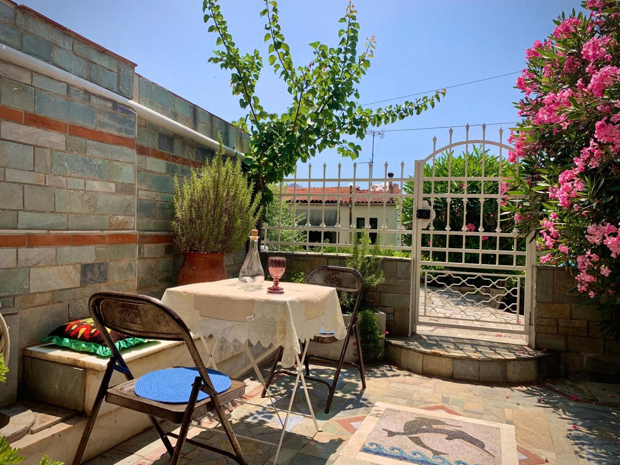 Gemuetliches Appartement In Ano Poli Thessaloníki Ngoại thất bức ảnh